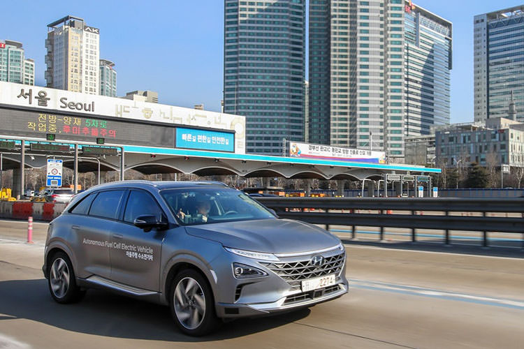 autonomous car hyundai nexo / خودروی خودران هیوندای نکسو